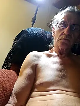 Snapshot of coolbrease10 chatting on January 2025 07:17:02 AM coolbrease10 online show from January 2025 07:17:02 AM