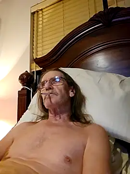 Snapshot of coolbrease10 chatting on February 2025 09:21:02 AM coolbrease10 online show from February 2025 09:21:02 AM