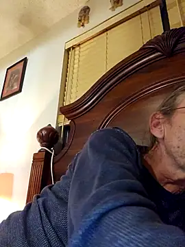 Snapshot of coolbrease10 chatting on February 2025 04:07:01 AM coolbrease10 online show from February 2025 04:07:01 AM