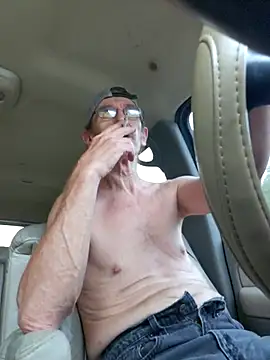 Snapshot of coolbrease10 chatting on September 2025 11:39:02 PM coolbrease10 online show from September 2025 11:39:02 PM