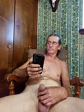 Snapshot of coolbrease10 chatting on September 2025 10:48:01 PM coolbrease10 online show from September 2025 10:48:01 PM