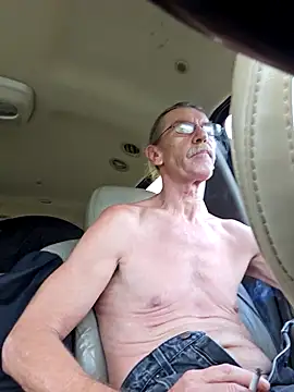 Snapshot of coolbrease10 chatting on October 2025 10:40:01 PM coolbrease10 online show from October 2025 10:40:01 PM