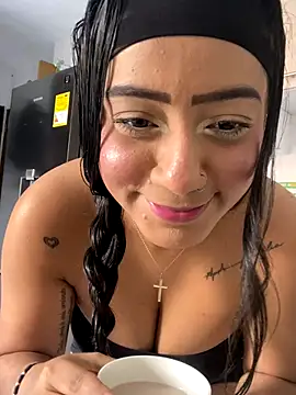 Snapshot of Gema-lexy chatting on December 2025 02:55:01 PM Gema-lexy online show from December 2025 02:55:01 PM