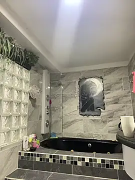 Snapshot of Gema-lexy chatting on January 2026 01:04:01 PM Gema-lexy online show from January 2026 01:04:01 PM