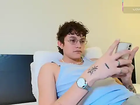 ccamilo-andress online show from March 2026 04:56:02 PM