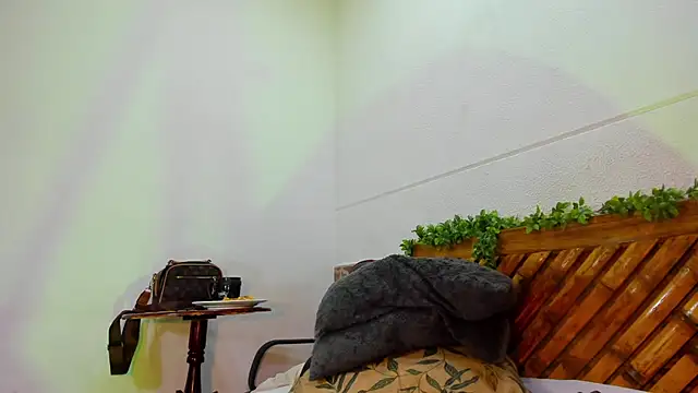 Snapshot of Scarlett_diaz17 chatting on January 2025 11:41:02 AM Scarlett diaz17 online show from January 2025 11:41:02 AM