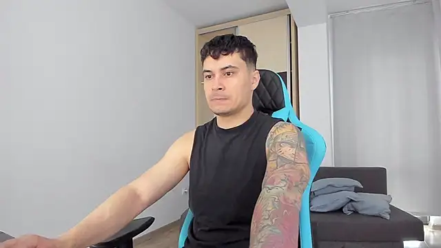 MatMalonne online show from February 2025 06:57:01 AM