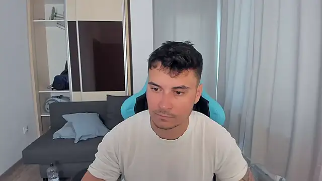 MatMalonne online show from September 2025 11:46:02 AM