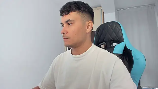 MatMalonne online show from October 2025 01:19:01 PM