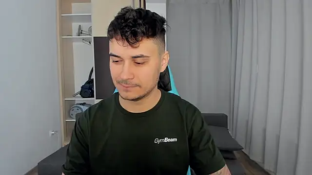 MatMalonne online show from February 2026 06:39:02 AM