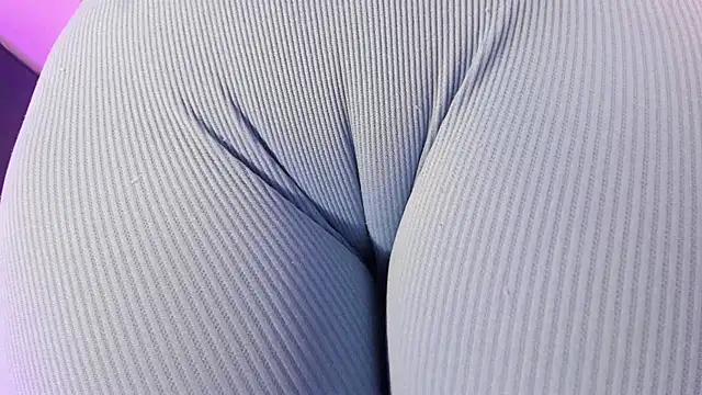 cloehonney online show from March 2025 12:11:01 AM