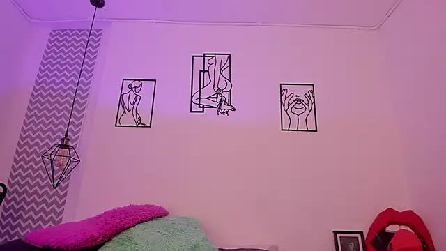 cloehonney online show from September 2025 02:17:02 PM