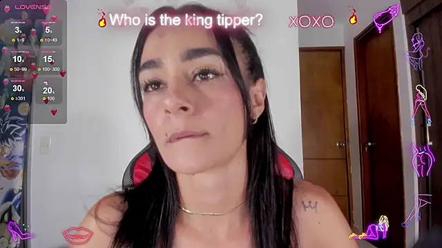 serafelle online show from February 2025 01:02:01 AM