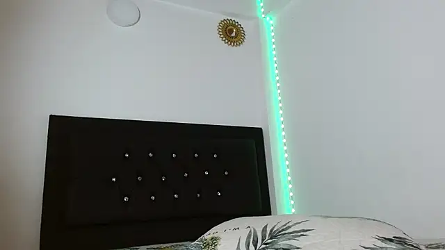 Snapshot of Adele_Rush chatting on February 2025 03:55:02 AM Adele Rush online show from February 2025 03:55:02 AM