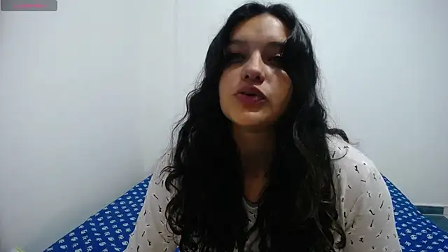 Laurenkenner  online show from December 2024 10:56:02 PM