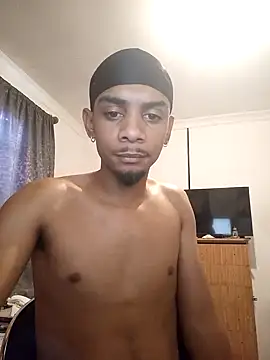 Snapshot of 29YOURZ_28_ chatting on December 2024 09:18:01 AM 29YOURZ 28 online show from December 2024 09:18:01 AM