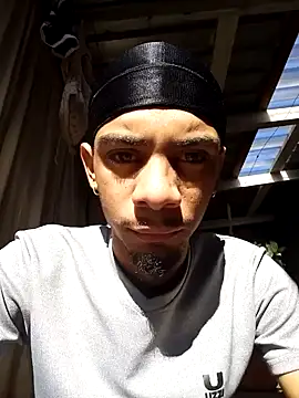 Snapshot of 29YOURZ_28_ chatting on December 2024 06:12:02 AM 29YOURZ 28 online show from December 2024 06:12:02 AM