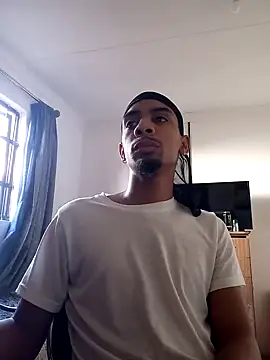 Snapshot of 29YOURZ_28_ chatting on December 2024 05:43:01 AM 29YOURZ 28 online show from December 2024 05:43:01 AM