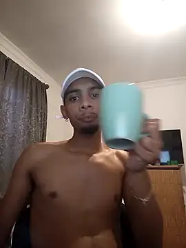 Snapshot of 29YOURZ_28_ chatting on December 2024 04:37:02 AM 29YOURZ 28 online show from December 2024 04:37:02 AM