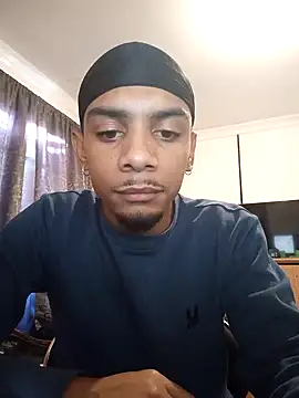 Snapshot of 29YOURZ_28_ chatting on December 2024 04:21:02 PM 29YOURZ 28 online show from December 2024 04:21:02 PM