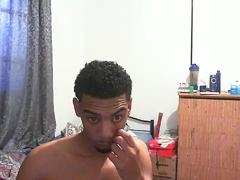 Snapshot of 29YOURZ_28_ chatting on February 2025 05:47:01 AM 29YOURZ 28 online show from February 2025 05:47:01 AM