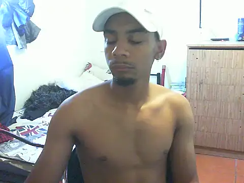 Snapshot of 29YOURZ_28_ chatting on February 2025 06:50:02 AM 29YOURZ 28 online show from February 2025 06:50:02 AM