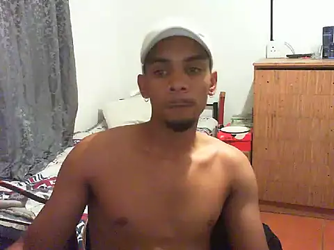 Snapshot of 29YOURZ_28_ chatting on February 2025 08:09:02 PM 29YOURZ 28 online show from February 2025 08:09:02 PM