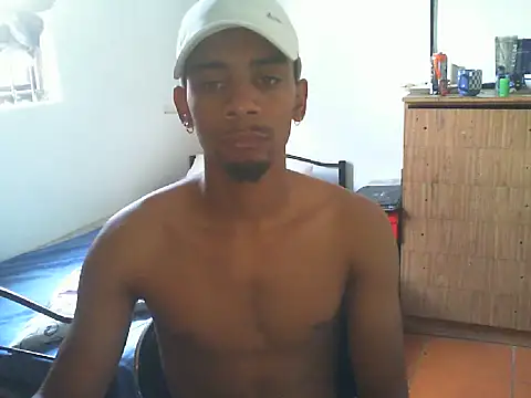 Snapshot of 29YOURZ_28_ chatting on March 2025 09:05:02 AM 29YOURZ 28 online show from March 2025 09:05:02 AM