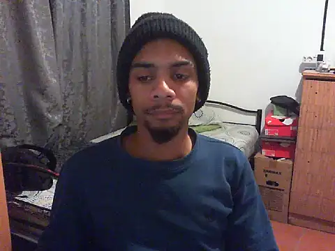 Snapshot of 29YOURZ_28_ chatting on September 2025 09:15:01 PM 29YOURZ 28 online show from September 2025 09:15:01 PM