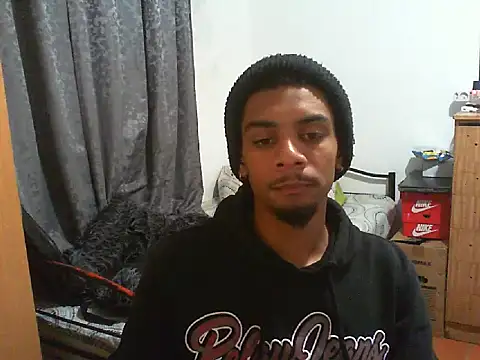 Snapshot of 29YOURZ_28_ chatting on September 2025 08:20:01 PM 29YOURZ 28 online show from September 2025 08:20:01 PM