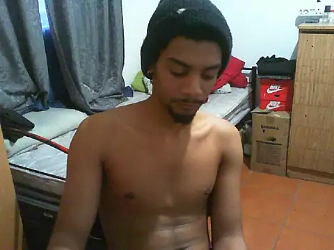 Snapshot of 29YOURZ_28_ chatting on October 2025 04:30:01 PM 29YOURZ 28 online show from October 2025 04:30:01 PM