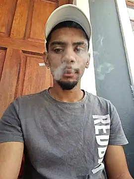 Snapshot of 29YOURZ_28_ chatting on November 2025 10:15:01 AM 29YOURZ 28 online show from November 2025 10:15:01 AM