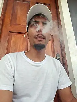 Snapshot of 29YOURZ_28_ chatting on November 2025 11:45:01 AM 29YOURZ 28 online show from November 2025 11:45:01 AM