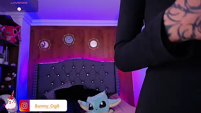 Snapshot of Bunny_O chatting on January 2025 02:20:01 AM Bunny O online show from January 2025 02:20:01 AM