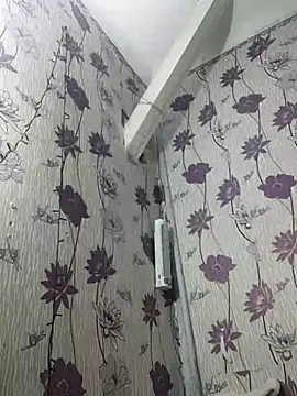 SweetLeila40 online show from February 2025 12:32:01 AM