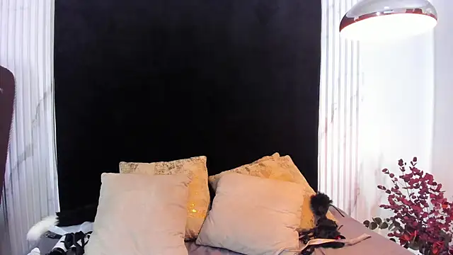 melaniecooperr online show from January 2025 09:26:01 PM