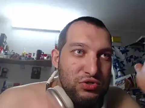 BISEXGOOD777 online show from May 2026 10:47:01 PM