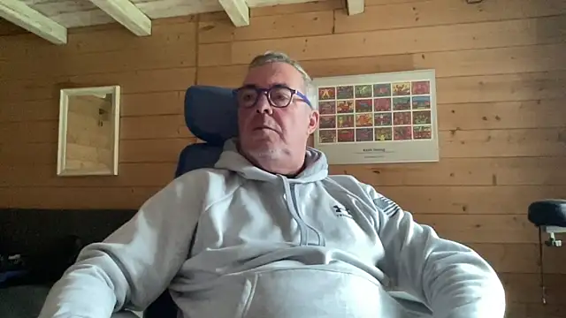 Snapshot of lelohop chatting on November 2025 10:48:01 AM lelohop online show from November 2025 10:48:01 AM