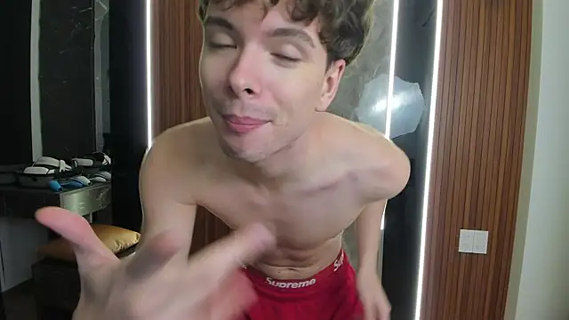 Snapshot of calvin_love_you chatting on July 2026 03:07:02 PM calvin love you online show from July 2026 03:07:02 PM