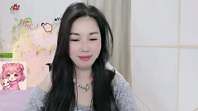 Snapshot of HK_angelchloe chatting on July 2026 01:13:01 AM HK angelchloe online show from July 2026 01:13:01 AM