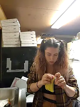 Snapshot of lavenderdelights chatting on January 2025 02:03:02 AM lavenderdelights online show from January 2025 02:03:02 AM