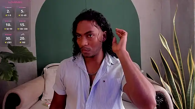 Snapshot of noah_jones__ chatting on November 2025 04:40:02 PM noah jones online show from November 2025 04:40:02 PM