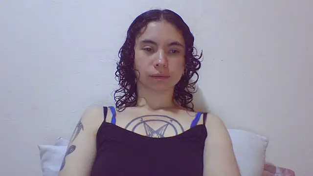 Snapshot of CELEna098rs707 chatting on March 2025 03:32:02 AM CELEna098rs707 online show from March 2025 03:32:02 AM