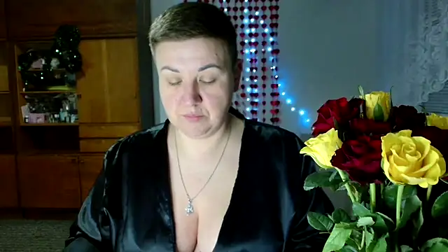 Snapshot of Annet1912 chatting on February 2025 06:27:02 PM Annet1912 online show from February 2025 06:27:02 PM