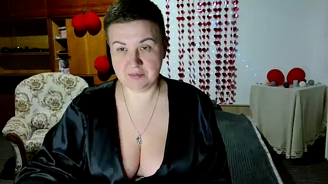 Snapshot of Annet1912 chatting on March 2025 06:08:02 PM Annet1912 online show from March 2025 06:08:02 PM