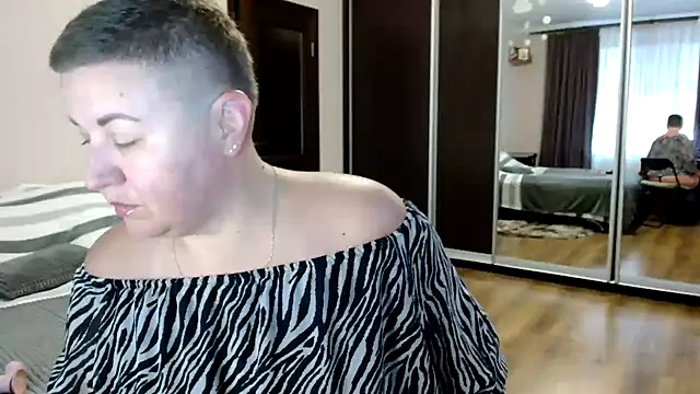 Snapshot of Annet1912 chatting on October 2025 12:30:01 PM Annet1912 online show from October 2025 12:30:01 PM