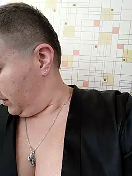 Annet1912 online show from November 2025 10:04:01 AM