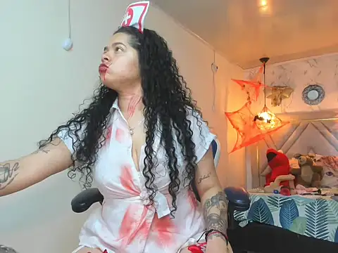 alexa-cooper- online show from October 2025 01:34:01 PM