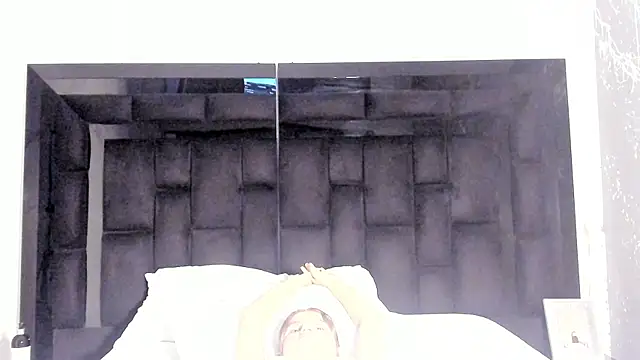 PaigeJayden online show from February 2025 06:00:01 AM