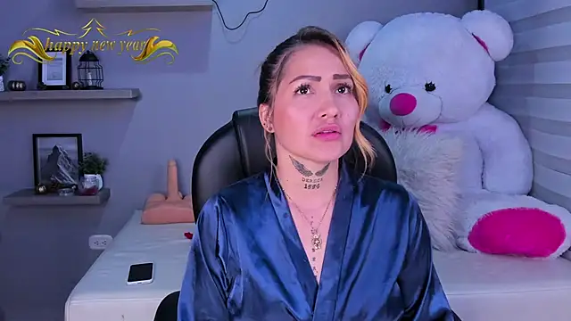 Alexasmith06 online show from December 2024 10:45:01 PM